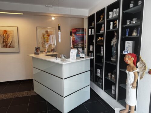 Empfangs-Theke Derma-Estetica